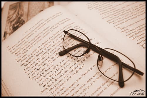 DEMASIADO POETA PARA MORIR