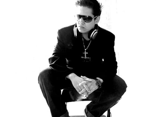 el "Switch" el podcast oficial de Creativoo