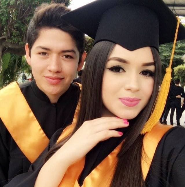 DESCRIPCION DE DOCUMENTOS DE ARQUITECTURA EN INGLES